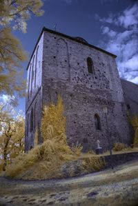 Der Kirchturm in Infrarot - Gerhard Bludau